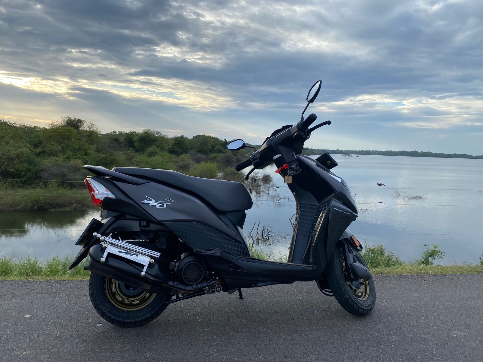 Keshara Safari Bike Rental Honda Dio 110cc (3)