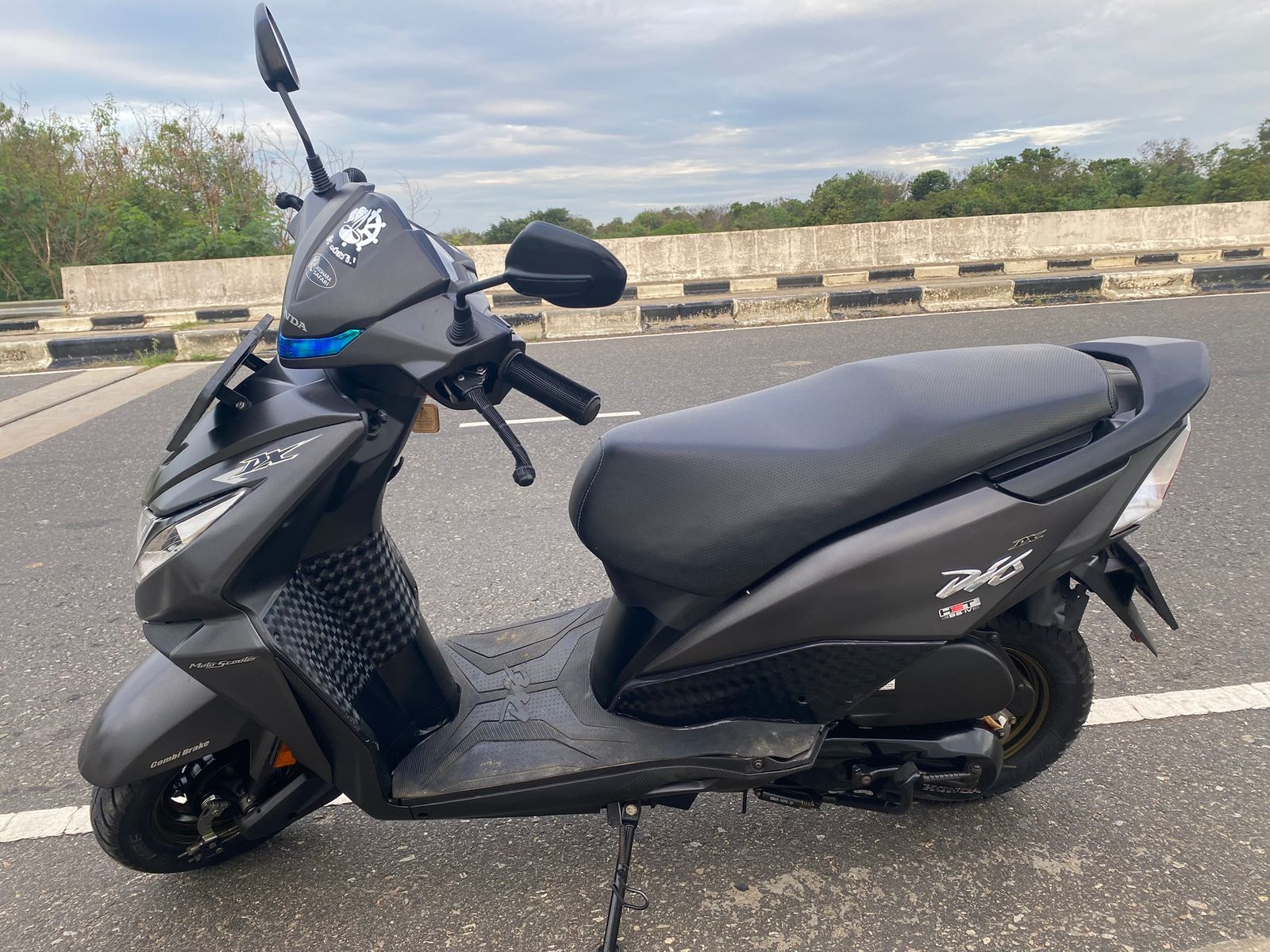 Keshara Safari Bike Rental Honda Dio 110cc (4)